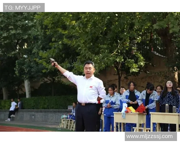 姚明跨界演绎京剧魅力展现传统艺术与现代体育的完美结合